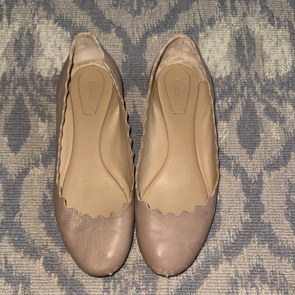 Chloe Scalloped Edge Leather Ballet Flats in lt Pink sz 36.5
